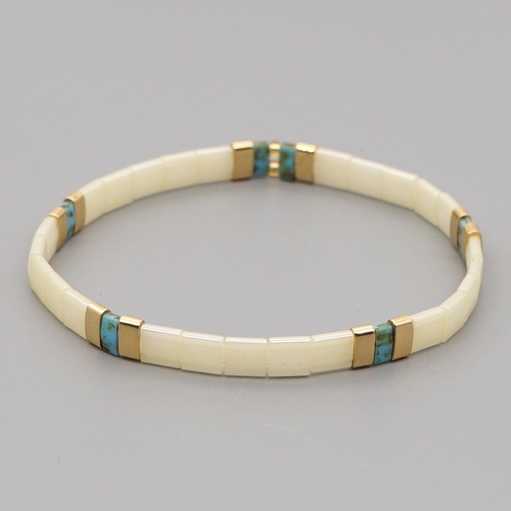 Fashion Multi-layered Tila Beads Woven Bracelet Wholesale display picture 7