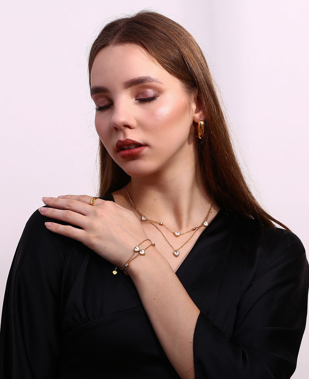 新品项链爱心带钻 新品手链爱心带钻  E7572.jpg?x-oss-process=image/format,png