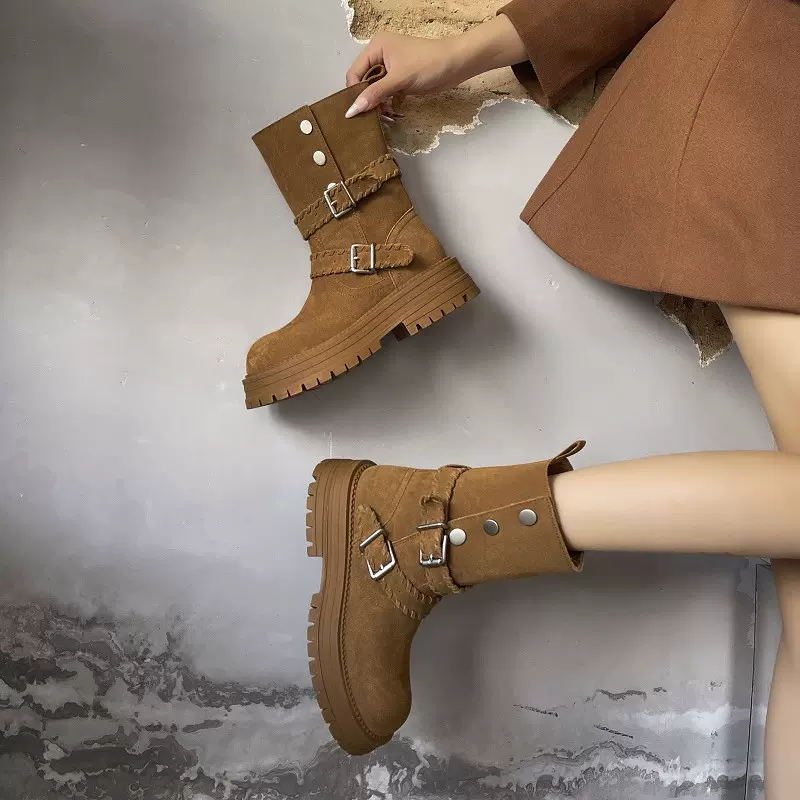 2025秋冬厚底增高绒面皮带扣西部皮革拼接女式靴子美拉德马丁靴女