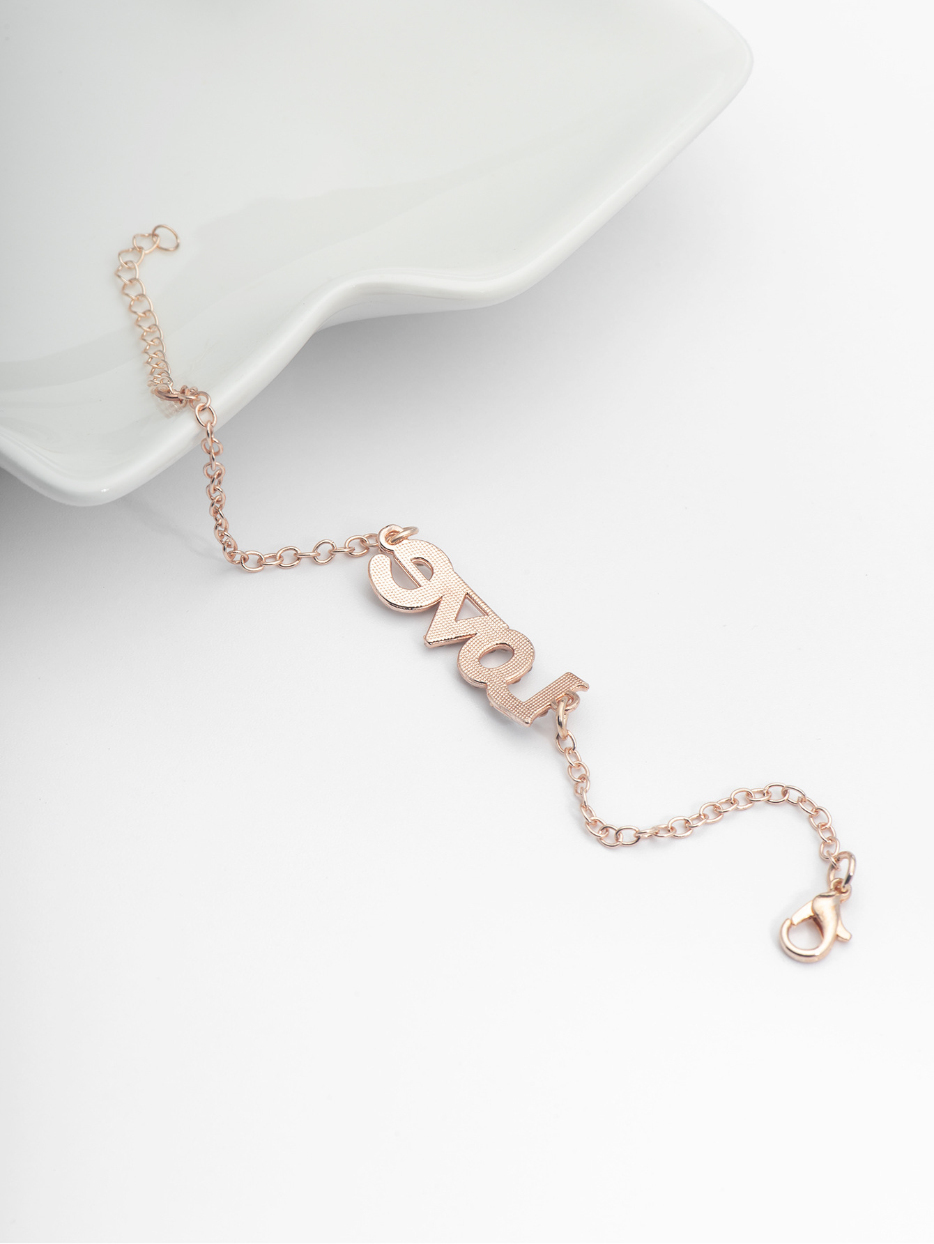 10g Weight Alloy, Rhinestones Pendant Material Rhinestones Inlay Material Bracelets Classification Alloy Chain Material 1 Piece Quantity Holiday, Daily, Street Occasion Alloy Material Letter Pattern Women's Gender Inlay Design Lady Style Lady Letter Rhinestones Alloy Wholesale Bracelets 10