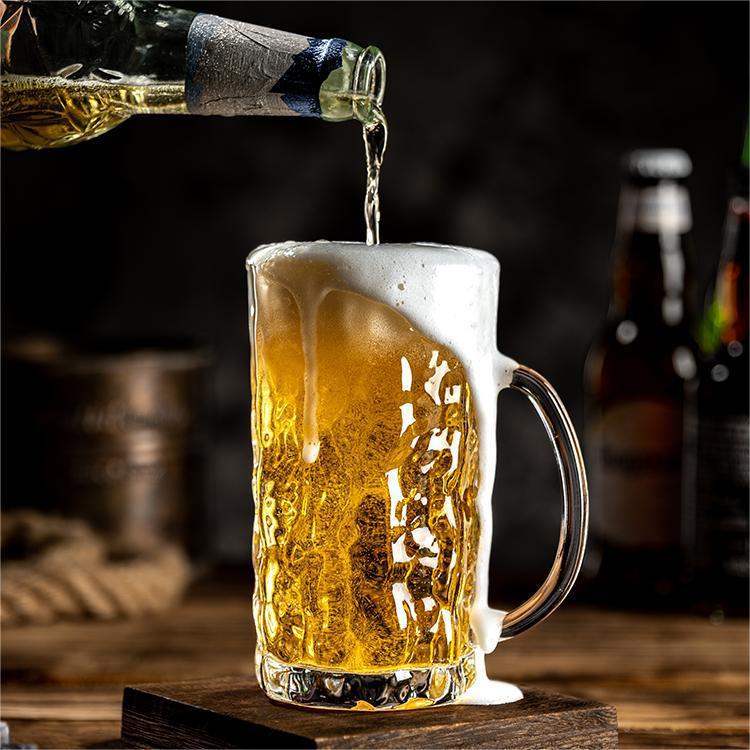 Taza de cerveza comercial Taza de cerveza de vidrio de 500ml con asa Taza de bar de gran capacidad Cojarra de vino casera creativa Logotipo