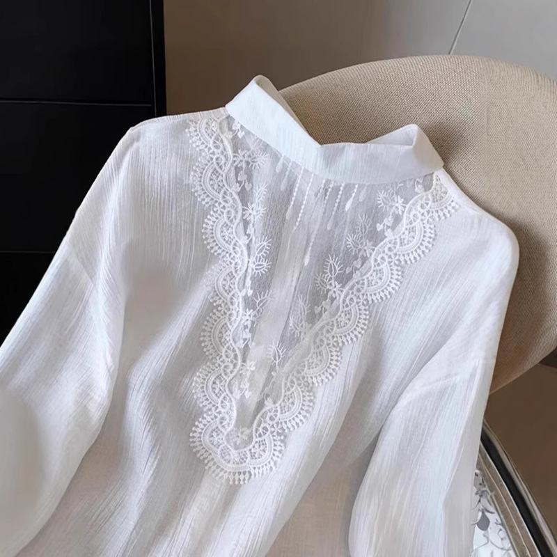 French-Style Lace Hollow-Out White Sun-Protective Shirt for Women, Summer Thin Ice Silk Slightly Sheer Petite Blouse Jacket