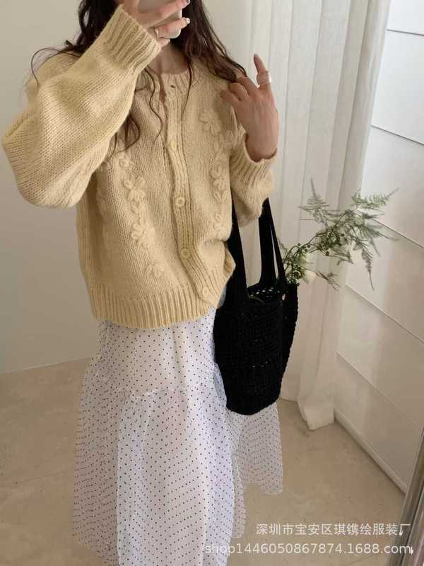 琪镌绘制韩国东大门马海毛手工钩花毛衣女宽松甜美减龄开衫60609|undefined