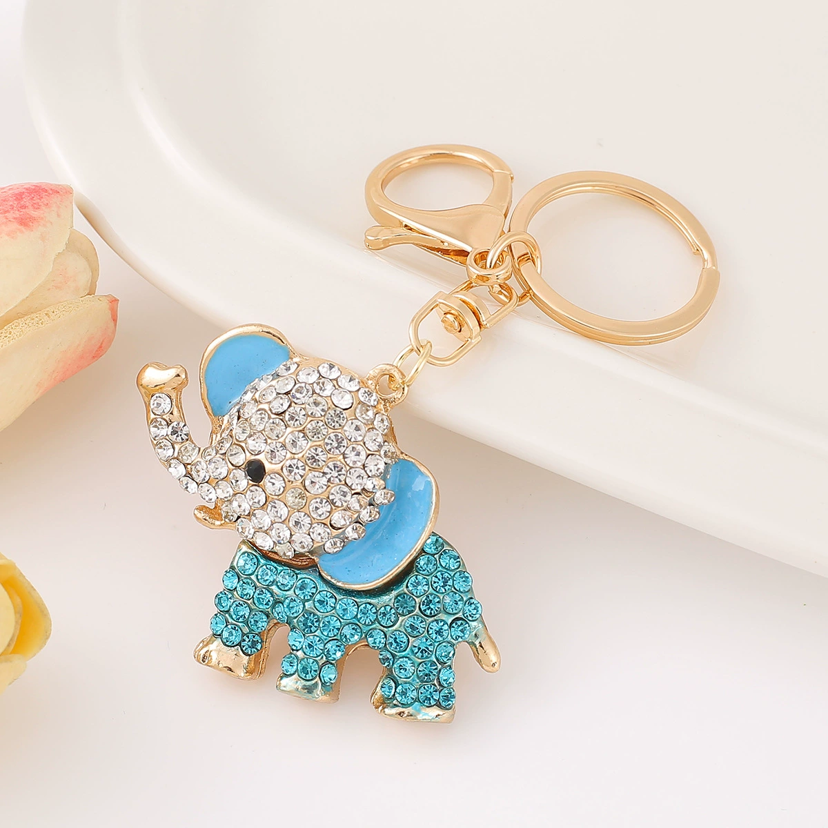 Ф fashionable metal elephant keychain with car crystal rhinestones, promotional gift pendant wholesale