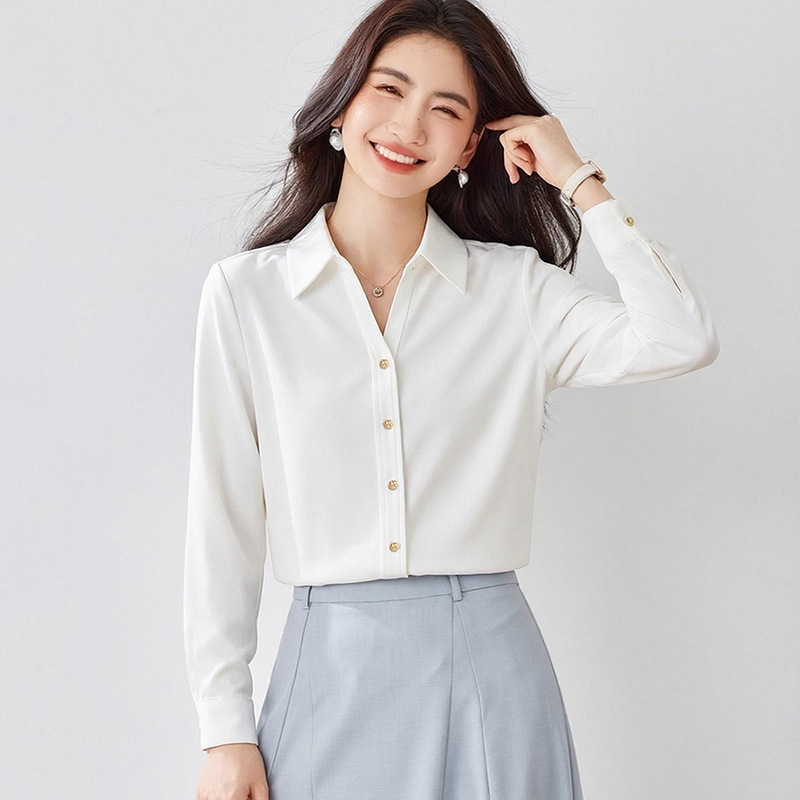 2026 Spring and Autumn Women's Satin Shirt, Loose Long Sleeve, Elegant, Vertical Texture, Metal Button, Fashionable Slimming Chiffon Blouse