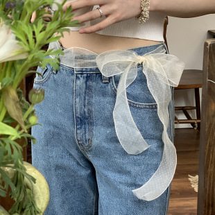 �����p�ӚW�����y�c�c���l��С�L�l�b��I�����l�z��Ů�ɮ�����