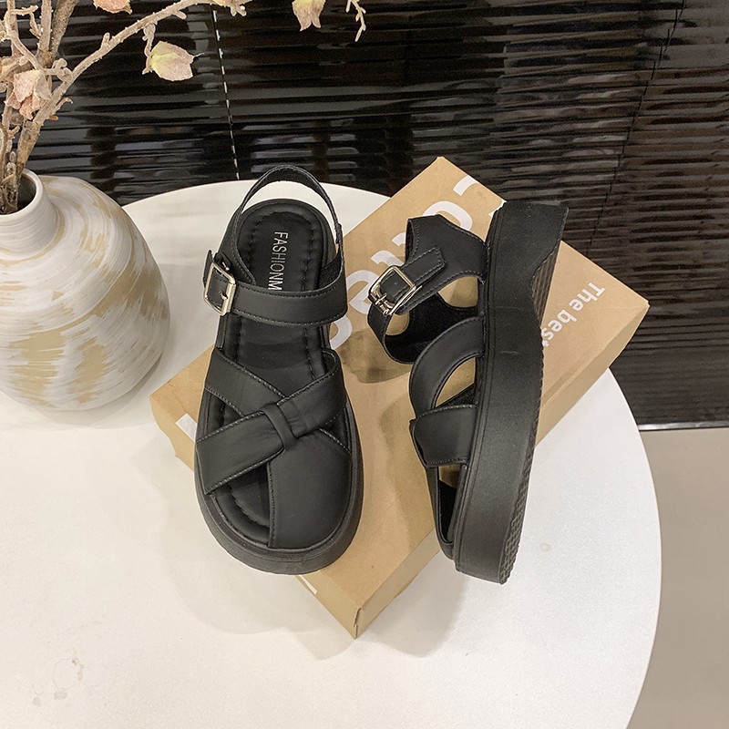 Sandalias francesas de fondo grueso para mujeres de verano con una sensación de alto nivel de 2026 explosión super caliente nuevo estilo con falda zapatos Mary Jane