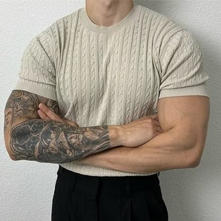Japanese Style Solid Color Twist Short-sleeved T-shirt Men's Summer Loose Casual Round Neck T-shirt Hong Kong Style Retro All-match Top Trendy