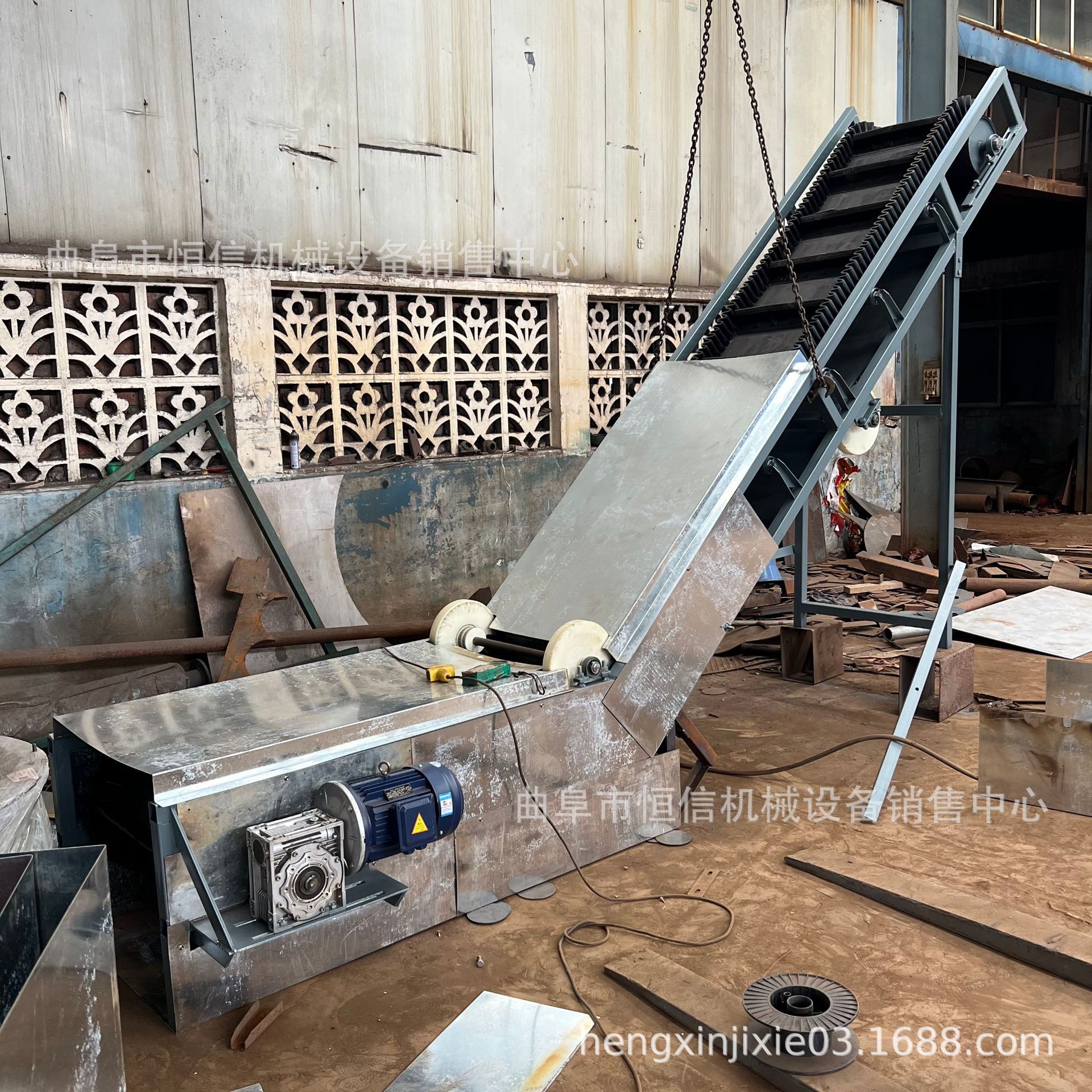 鹅卵石煤矸石大倾角皮带输送机zcjb 重钙粉轻钙粉爬坡皮带输送机