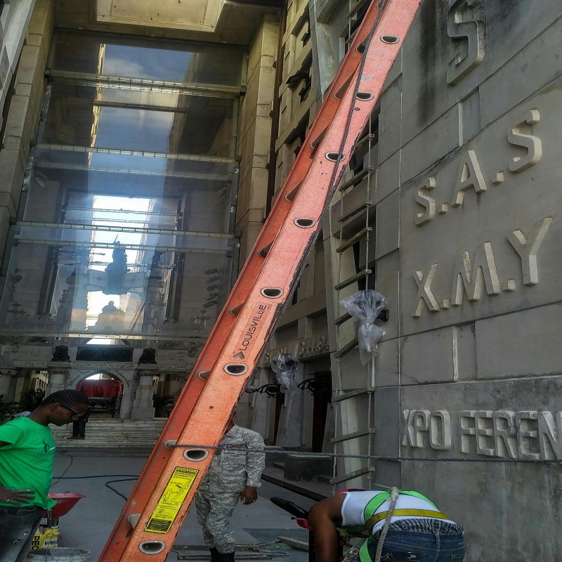 SBSⅡ型弹性改性沥青化学耐根穿刺防水涂料，没遍刮涂厚度0.1mm，