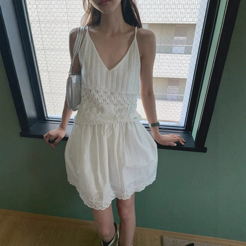 Корейский шикарный ранневесенний нишевый вязаный крючком вязаный жилет с v-образным вырезом и открытой спиной на бретельках + юбка, костюм из двух предметов для женщин