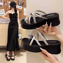 �ɸ���һ����Ů2026���¿��⴩��ʺ����ֺ��Ь���e�L��߅ɳ��Ь