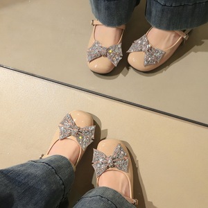 839-H118 French style round toe rhinestone bow decoration, shallow mouth, straight strap, internally raised patent leath