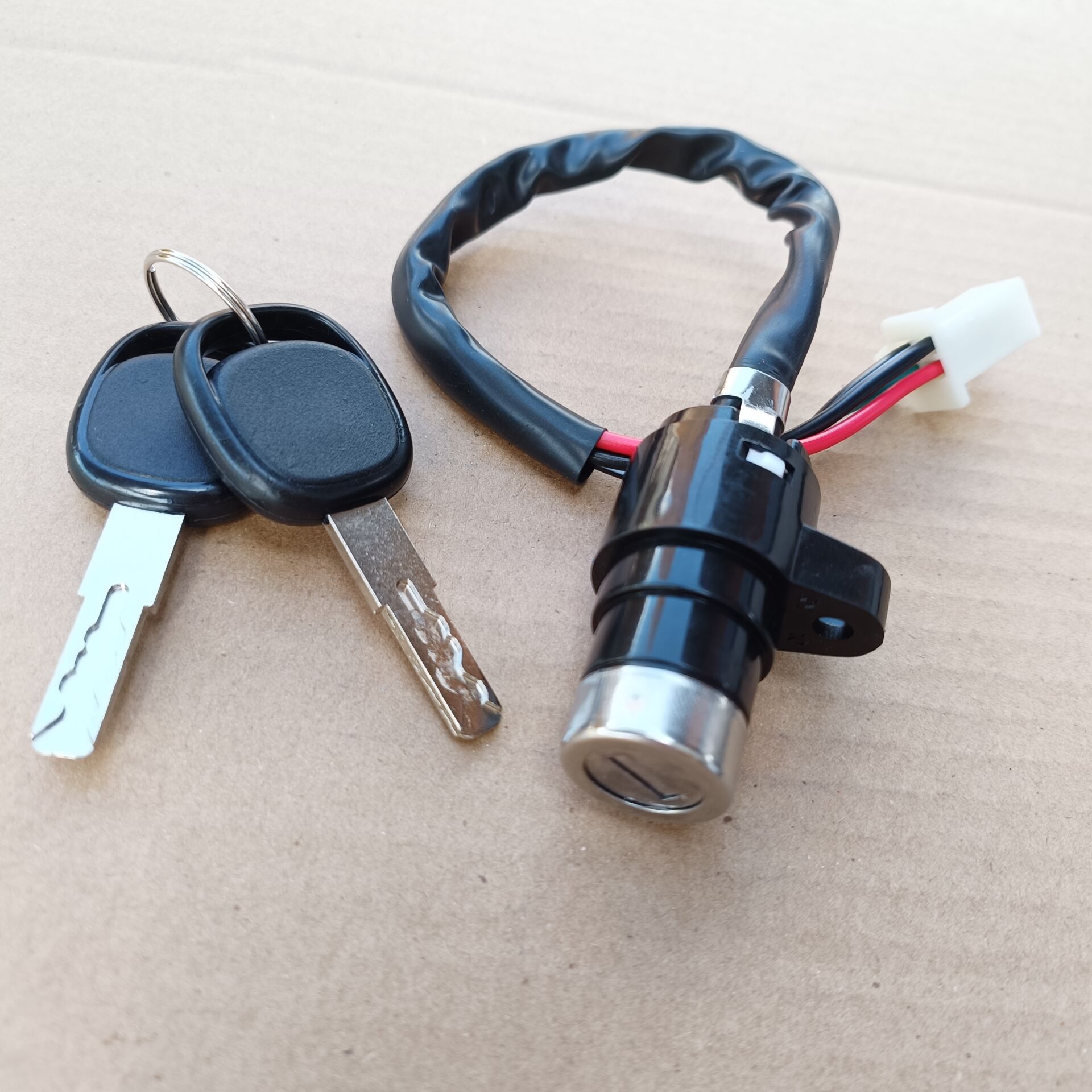 Three-Wheel Motorcycle Accessories Jialing 70 Dayang Dy90 Electric Ignition Switch 4-Wire Electric Lock