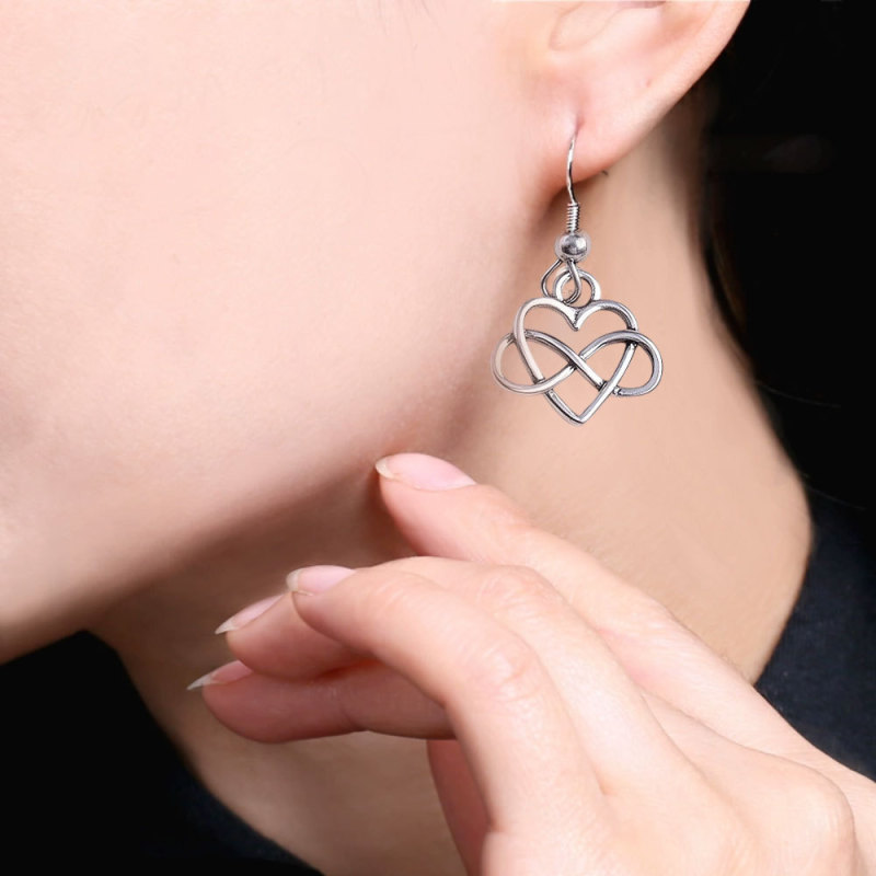 レトロボヘミアンエスニックスタイルリーフラブイヤリング中空パターンペンダントイヤリングシンプル卸売|undefined