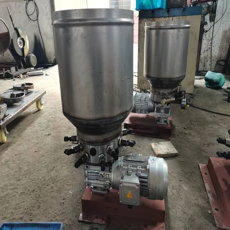 多点干油泵（中西器材） 型号:BD12-DDB-28 库号：M387049