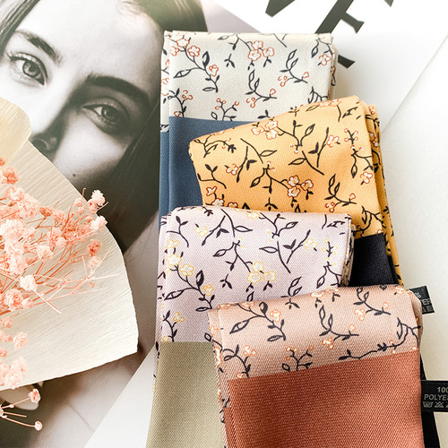 Narrow and Long Silk Scarf, French Retro Spring and Autumn Classic Small Flower Versatile Multifunctional Hairband Professional Small Collar Scarf