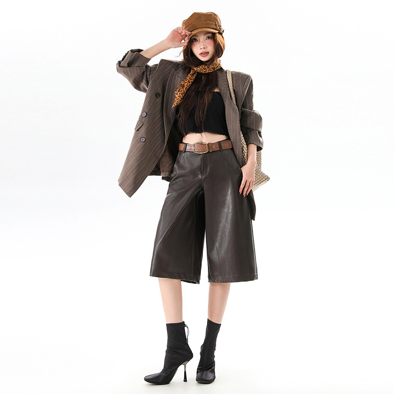 Straight Pu Leather Mid-Length Shorts for Women, Autumn New Style, Versatile, Loose, Slimming, High-Waisted Shorts, Five-Point Pants, High-End Cool and Stylish