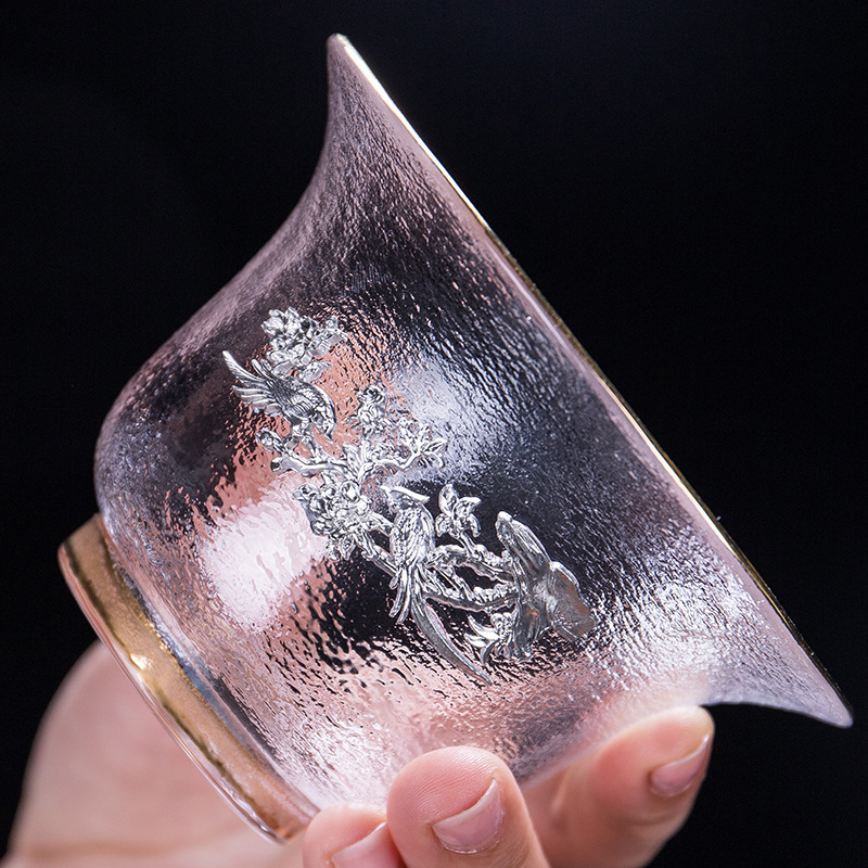 Fábrica al por mayor espesado resistente al calor puro estaño estampado oro flor de ciruela esmaltado tres tazas de cubierta de vidrio transparente para hacer té cubierta de taza
