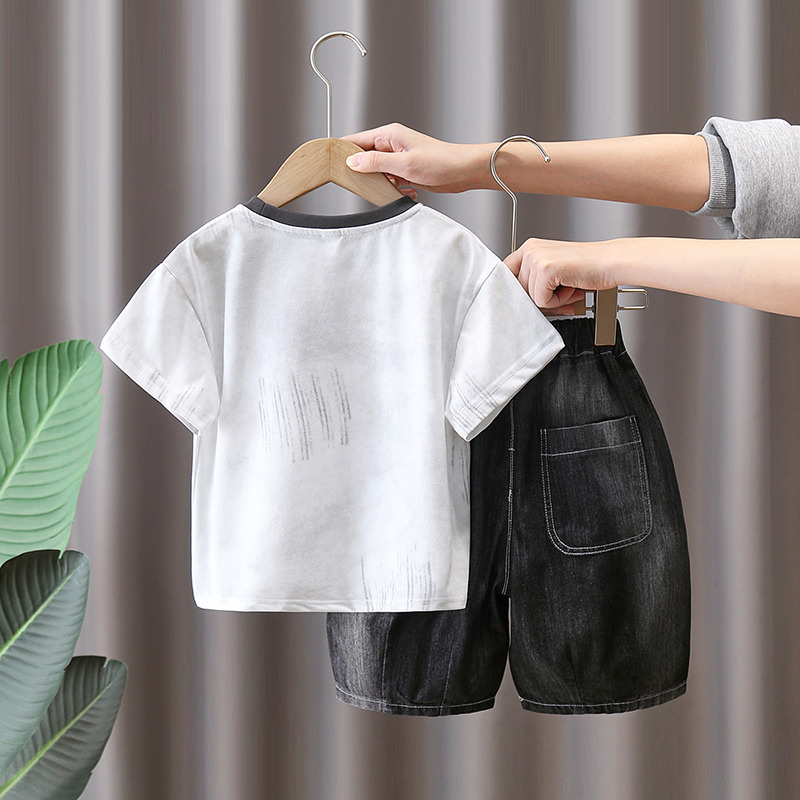 8131 traje de verano para niños 2025 nuevos pantalones cortos de manga corta atractivos para niños de dos piezas ropa de verano para bebés de moda