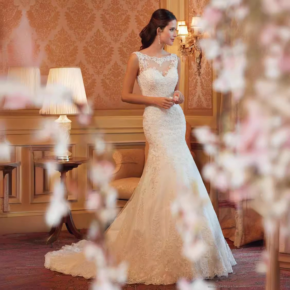 Mixed Batch of 2025 New Export Lace Fishtail Wedding Dress Bride Large Size Custom Wedding Dress Small Tail Slim Wedding Dress Slimming Look