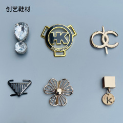 Hole Shoes Flower Shoes Buckle Set Simple Diamond Accents Wearable DIY 3D Shoe Face Accessories Wholesale