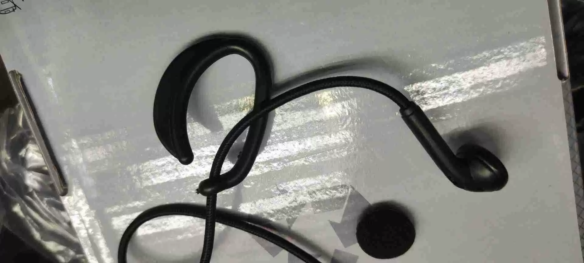 Y head imitation of the original microphone 912 hanging ear hanging sports headset 3.5 quadrilate