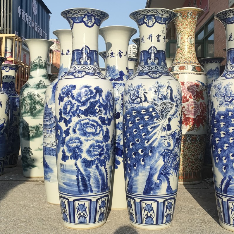 Cerámica de tierra gran vasija de flores esmaltado porcelana azul pintada a mano florecer adornamientos ricos y grandes adornos de regalo de apertura de hotel
