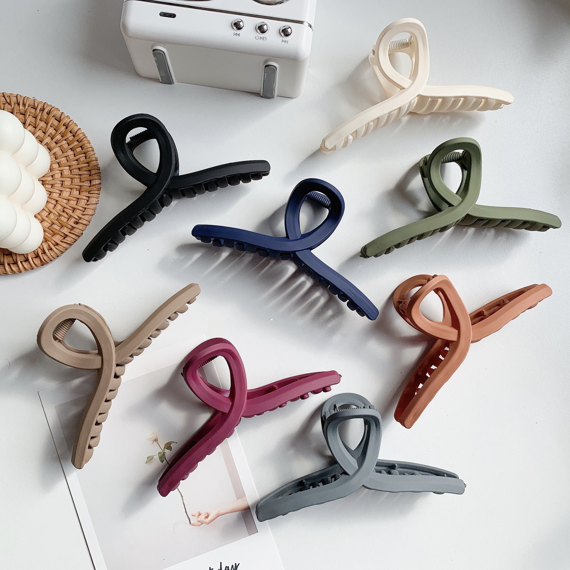 Frosted Large Hairpin Korean Disc Hair Clip Girl's Head Hair Clip Headwear Large Shark Hairpin Wholesale_voghion.com