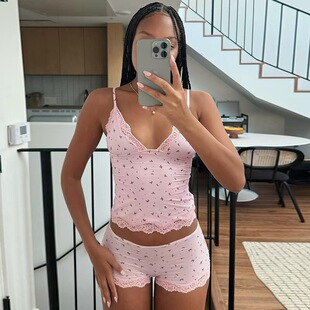 �W���L�r�����e�Ҿӷ����bС�黨�ٽz�Ըе������¶�ѝ˯�ɼ���