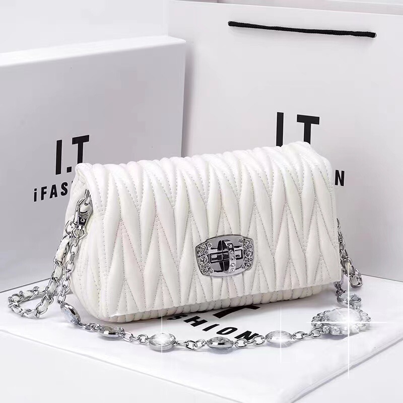 Bag Women's 2022 New Fashion All-match Soft Leather Fairy Bag Rhinestone Chain Bag Shoulder Crossbody Handbag Folded Bag