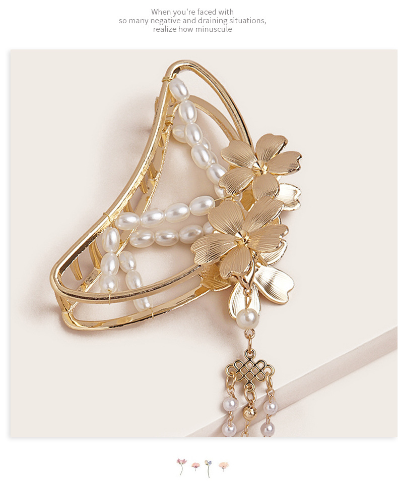 45g Weight Headwear Classification Alloy Material Flower Pattern Women'S Gender Butterfly Pearl Tassel Hairpin 5