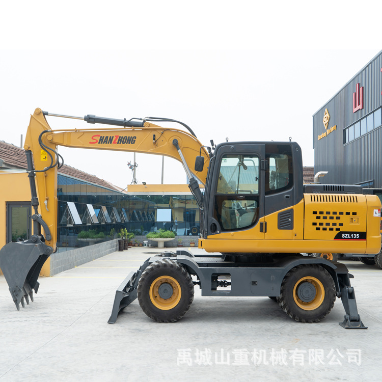 山东工厂13吨全液压挖掘机 135轮式挖掘机 0.6m3铲斗 康明斯动力