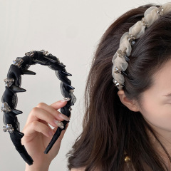 高頭頂ヘアバンドクリスタル歯付き滑り止めウェーブヘアピン女性のハイエンドファッショナブルなヘアプレス新しいヘッドバンド