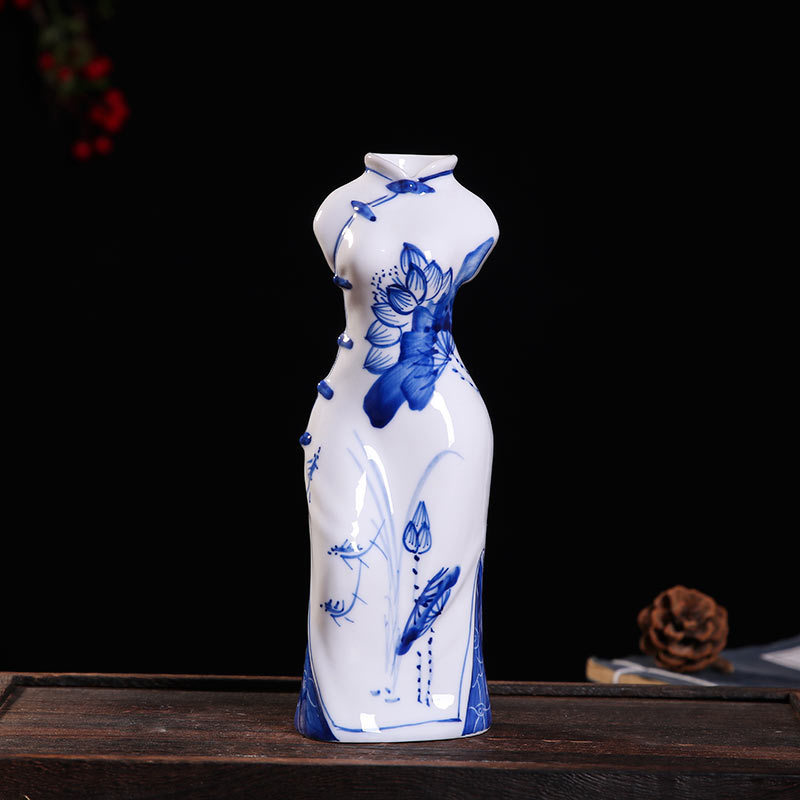 Porcelana Qinghua cheongsam personajes ornamentos Jingdezhen cerámica artesanía china ornamentos de sala de estar hechos a mano
