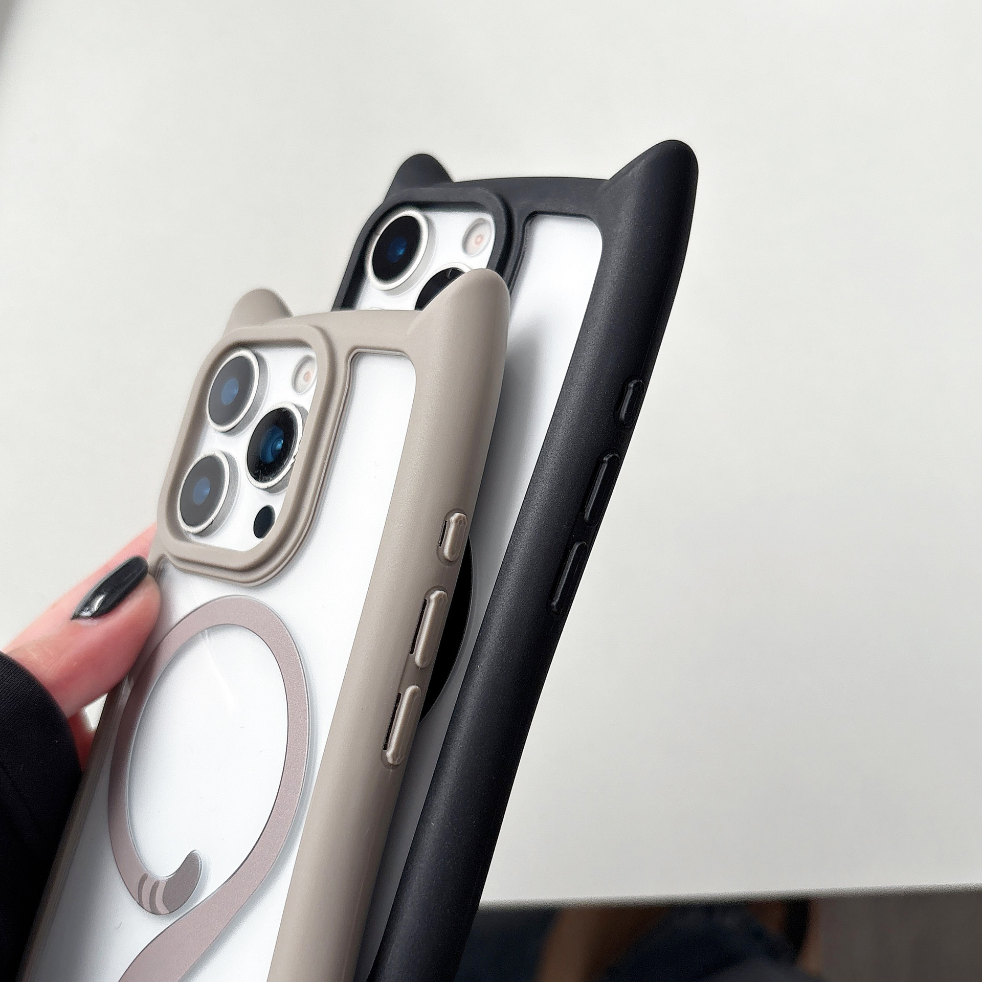 Magnetic Phone Case With Cat Ears And Tail For Phone 17 Pro Max_voghion.com