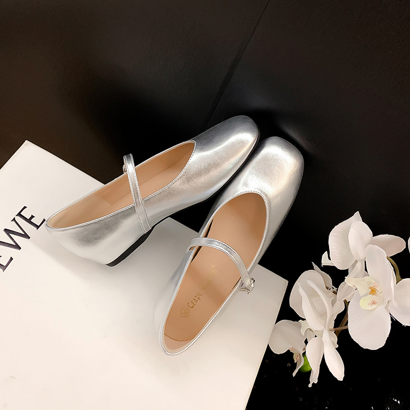 Nuevo modelo de zapatos de noche Benze~ con punta redonda, tacón interno, una sola tira, boca poco profunda, estilo mule cerrado para el verano.