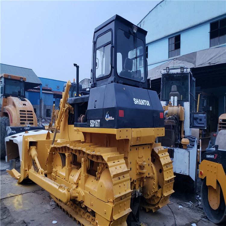 二手山推SD16推土机出口,翻新甘地推土机外贸出口
