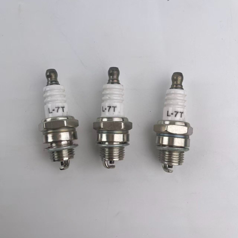 L7T チェーンソースパークプラグ芝刈り機ヘッジトリマー 152/168 ガソリンウォーターポンプ発電機スパークプラグ F7TC メーカー|undefined
