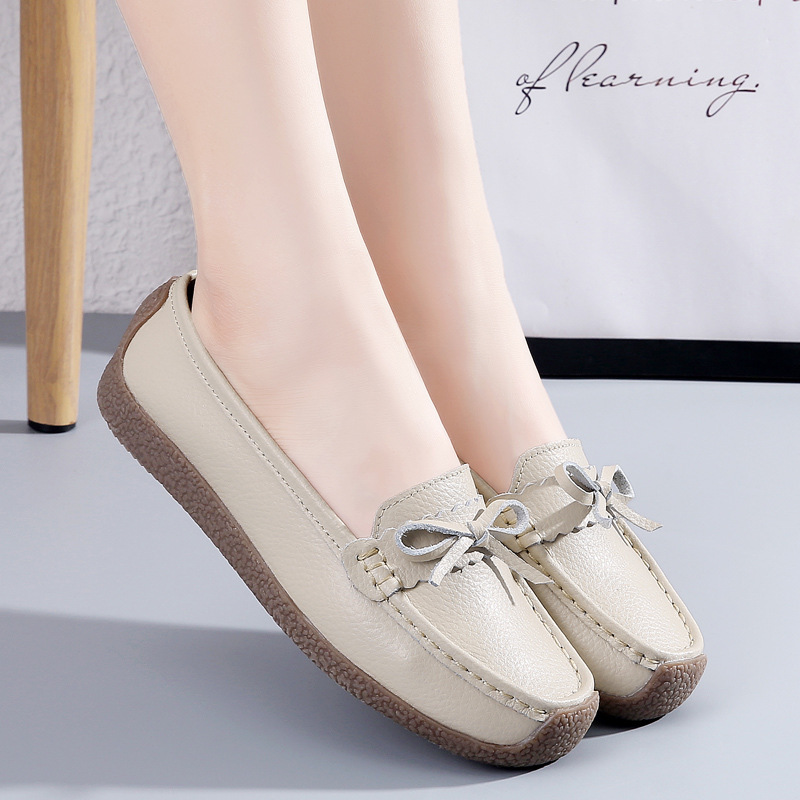 Plus Size Women's Shoes 2025 Spring and Summer Genuine Cowhide Mother's Shoes Tendon Sole Lazy Shoes Low-Top Nurse Shoes Work Clothing