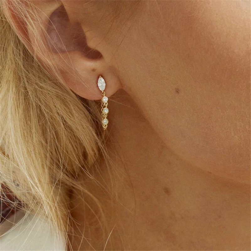 Fashion Round Oval Sterling Silver Inlaid Zircon Earrings 1 Piece