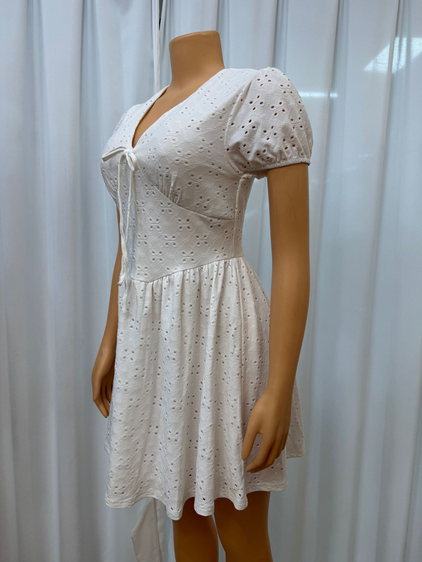 Women's Sexy Hollow Out Strappy V Neck Short Sleeve Solid Color Dress Style_ecoleips.com
