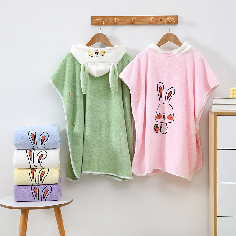 Children's Cape Made of Coral Fleece, Thickened, Absorbent, Quick-Drying, Can Be Used as a Bath Towel, Hooded Cape-Style, Non-Shedding, Cartoon Design