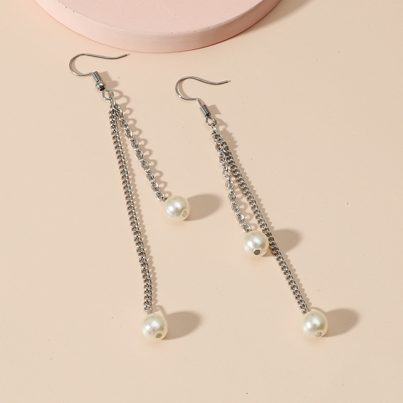 Fashionable retro elegant creative small design earrings with…