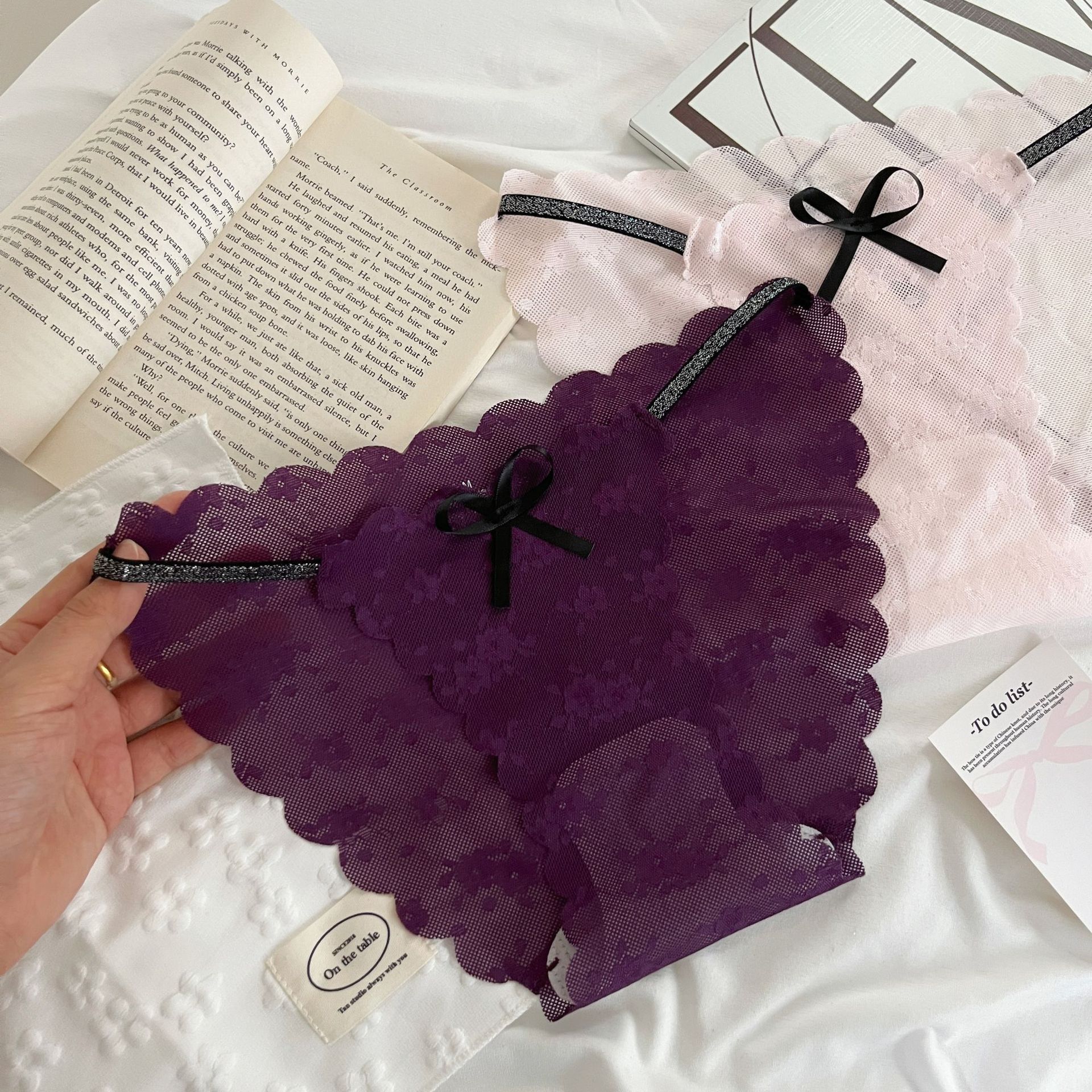 Flor de fantasía ~ Calzoncillos de encaje de niña francesa puro estilo delgado transpirable sexy hueco sin costuras calzoncillos de mujer