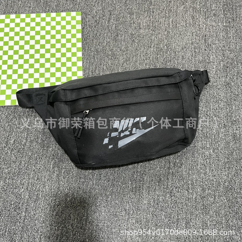 Wang Yibo の同じスタイルのクロスボディバッグ新しいシングルショルダー多用途学生スポーツトラベルバッグ大容量男性と女性のウエストバッグチェストバッグ|undefined