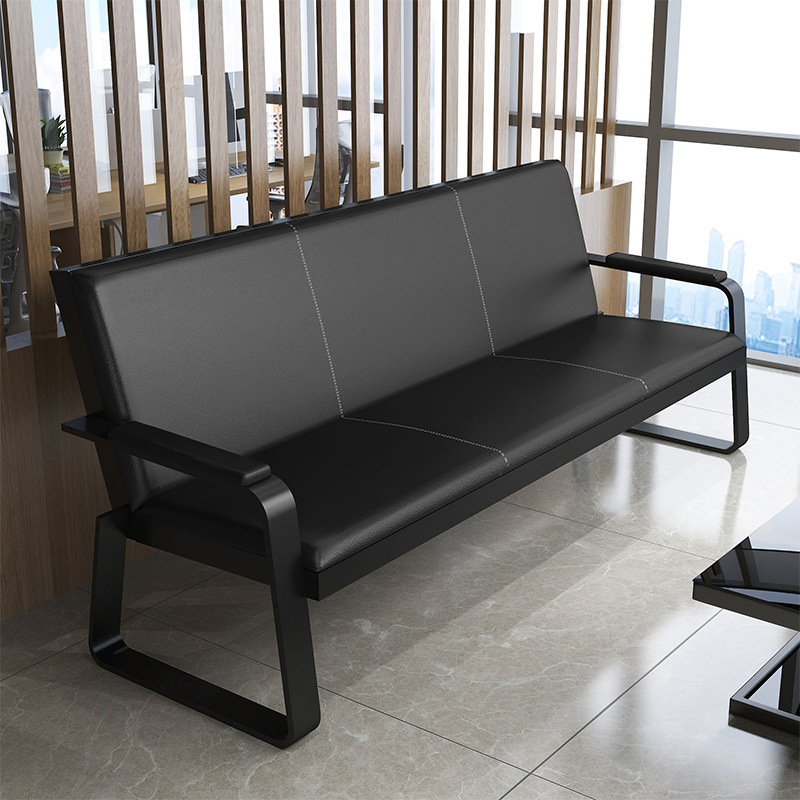 Sofá de oficina simple y moderno, reunión de recepción de oficina, negociación de mesa de centro de sofá de tres asientos