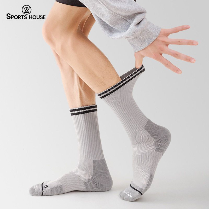 Sport's House Men's Mid-Calf Sports Trendy Socks Easiest for Match Daily Street Solid Color Casual Socks