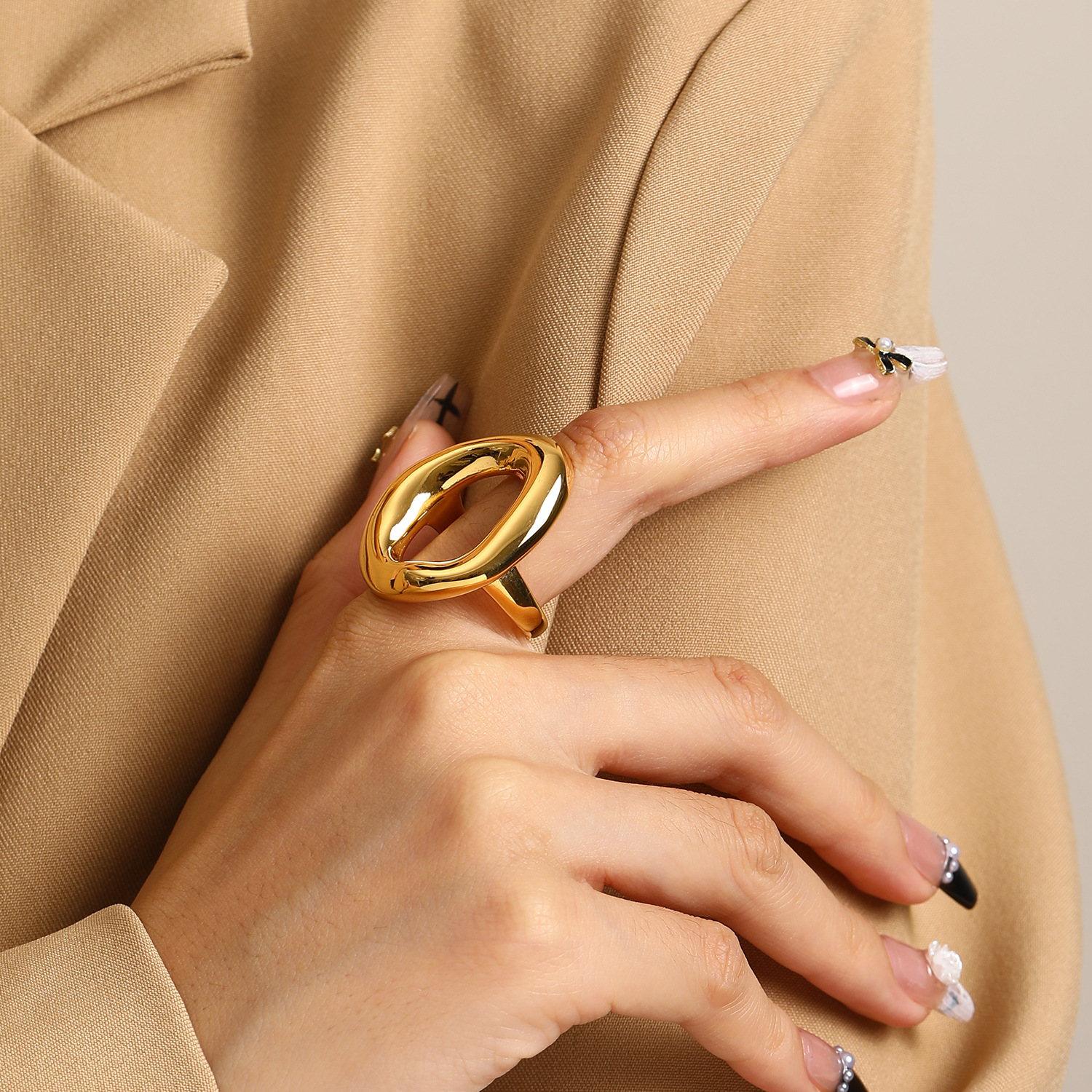 Daily Occasion Real Gold Plated Geometric Solid Color 304 Stainless Steel Vintage Style Waterproof Non Tarnish Rings