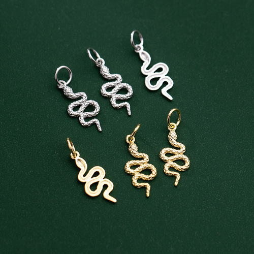S925 silver electroplated gold zodiac snake pendant pendant bracelet material pendant DIY jewelry accessories wholesale Q0431